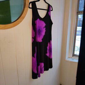Jostar Tank Mini Dress in XL . A Pleasant Floral Theme brilliant in Black & Pink